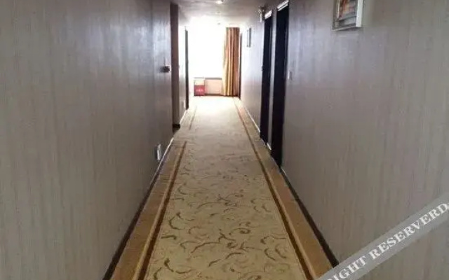 Yunkai Business Hotel