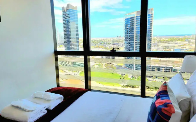 Wyndel Apartments Riverside on Collins