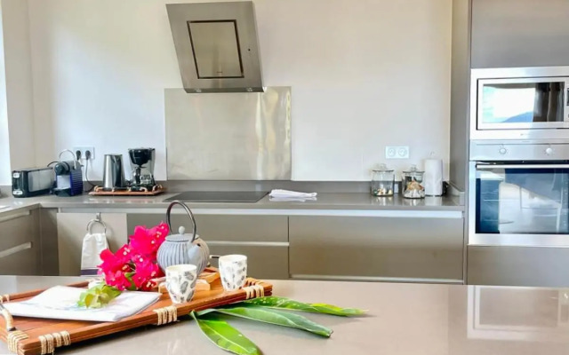 Manuia luxury apartment - Tahiti Punaauia -Wi-Fi Netflix pool & gym