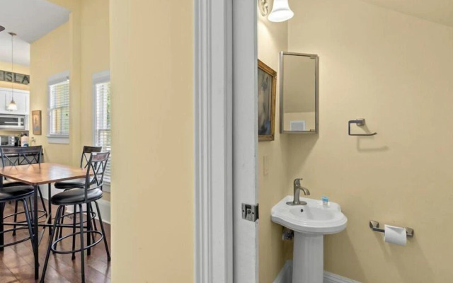 The Shaw House by 3rd Coast Getaways