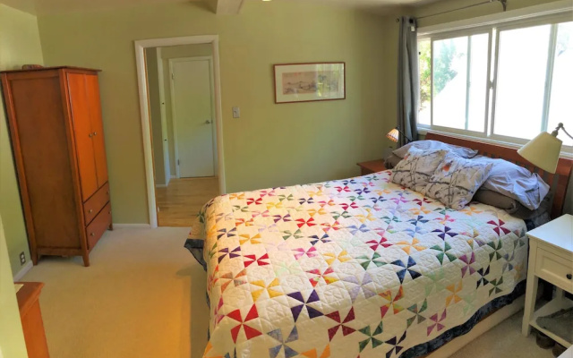 Completely Updated Victorian-style Home Near Downtown