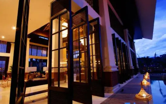 Sanjiang Peninsula Hotel