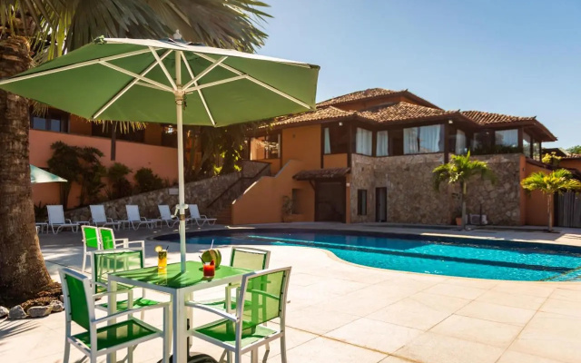 Ferradura Resort