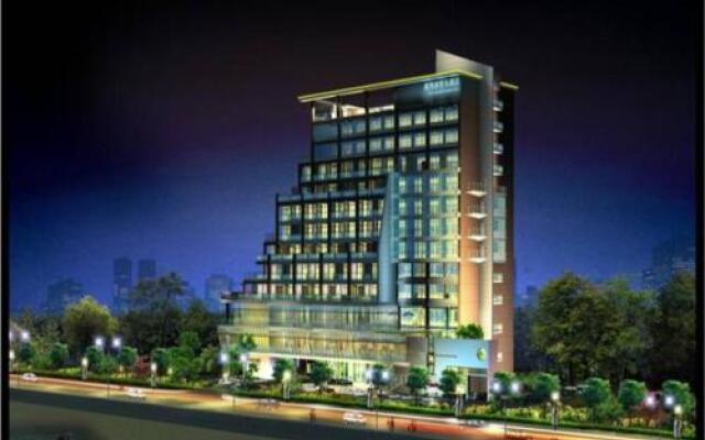 Yicheng Business Hotel - Dalian