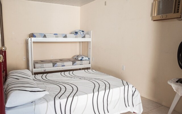 Refúgio na Praia do Campeche com Piscina