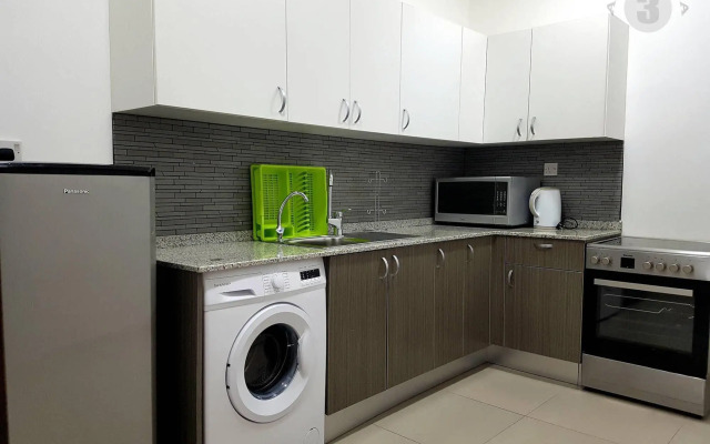 Al Muhanna Plaza Luxury Apartments