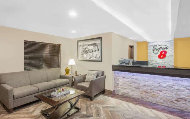 Super 8 by Wyndham Webster City IA