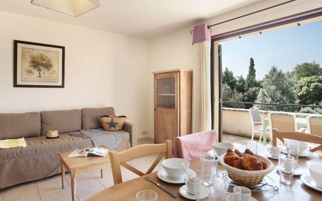 Comfortable Apartment With air Conditioning in the Luberon