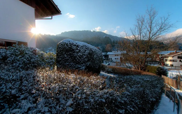 Ruhige Alpine Suite im Zentrum by Stayfritz