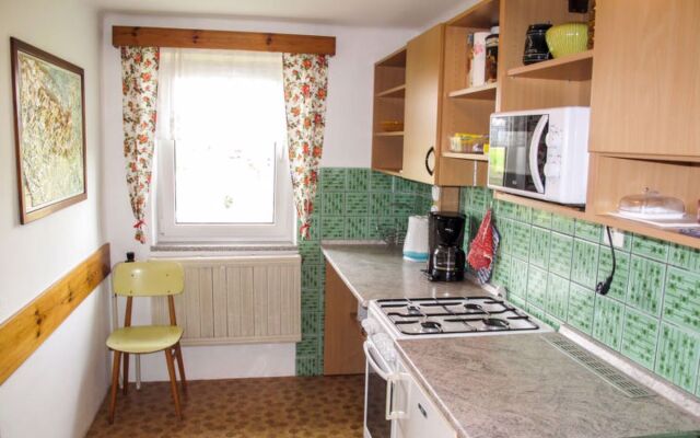 HOUSE JESENNý TANVALD