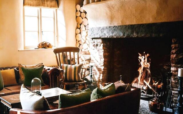 The Feathered Nest Country Inn
