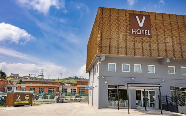 V Hotel