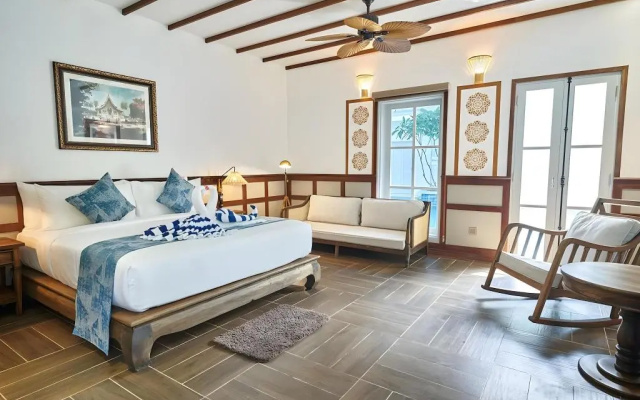 Ban Lao Hotel