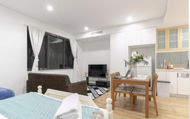 B06-darling Harbour Studio
