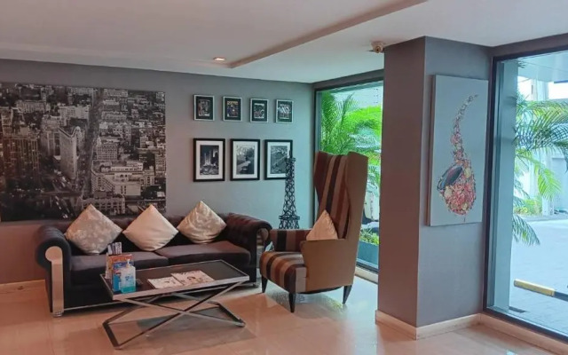 J Residence Thonglor 8