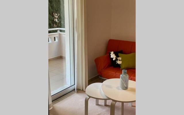 Sunny Apartment with view - 2Room Full Equipped