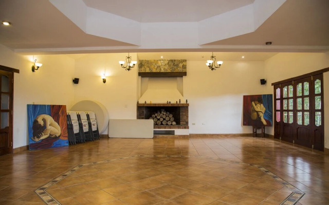 Casa Kirvá Hotel