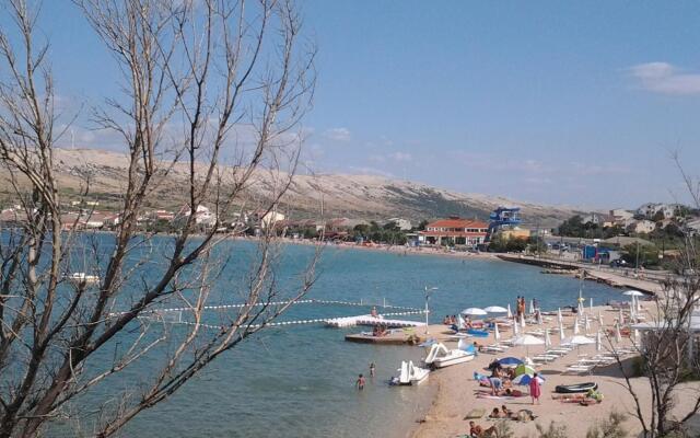 Nedjeljka - 10m from the sea - SA1(2)