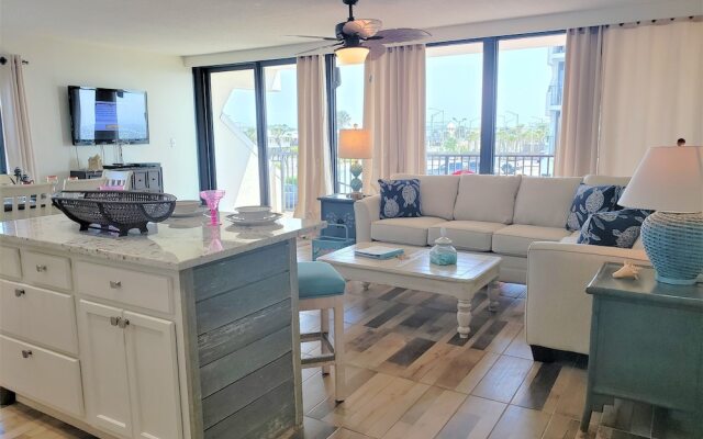 Island Winds West 170