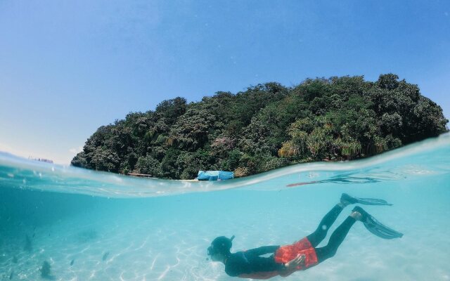 Usukan Cove Lodge