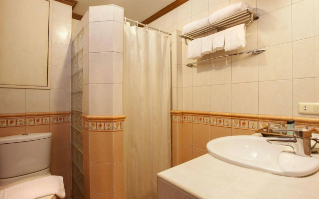 Safari Beach Hotel