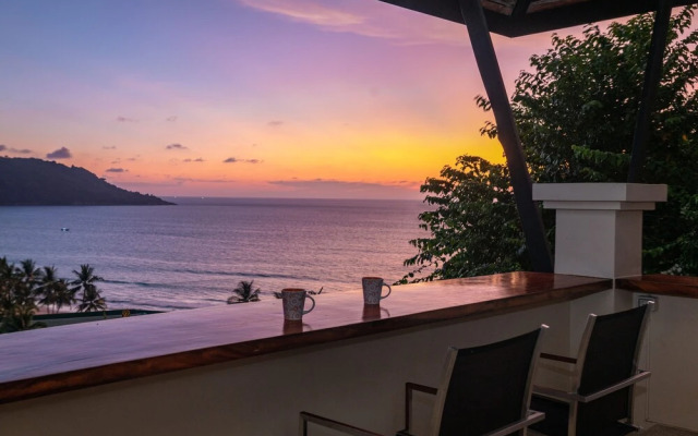 Kata Noi Beach 2br Seaview Condo