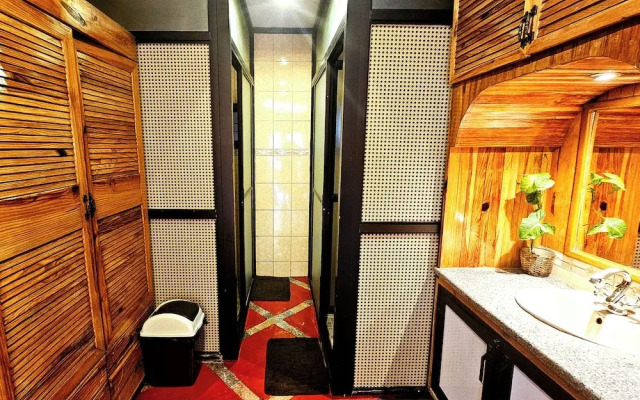 Vacation House Camp 7 Baguio Transient 6BR