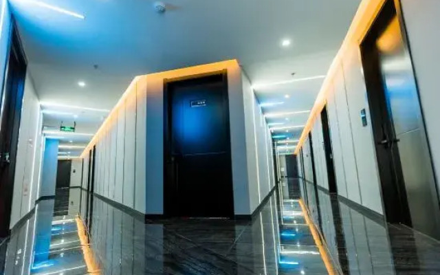Constellation E-sports Hotel