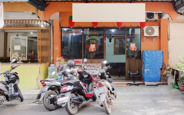 OYO 91967 Rajawali Inn