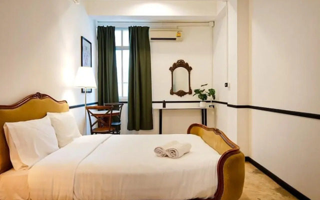 The Character Yaowarat