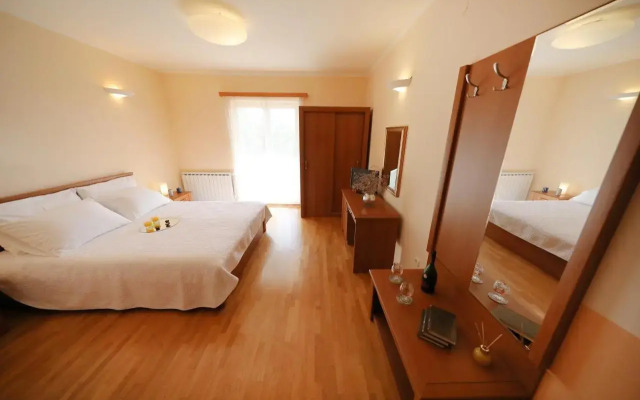 Apartments Villa Marnii