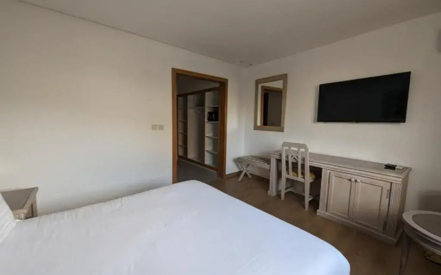 Sahara Line Hotel