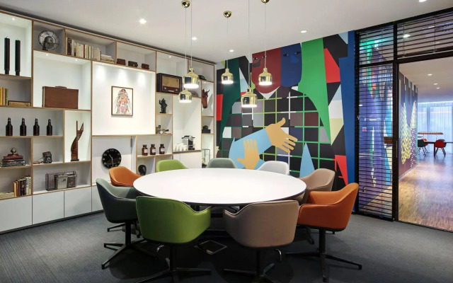 citizenM Paris la Défense