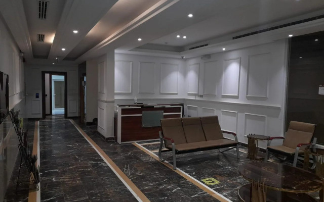 Fayiqa Plaza Furnished Apartments