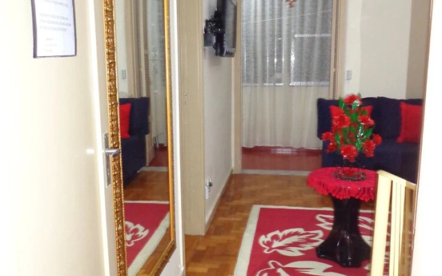 Excelente Apartamento Em Copacabana