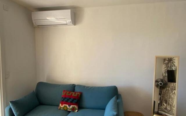 Studio 150 m de plage Golfe de Saint-Tropez