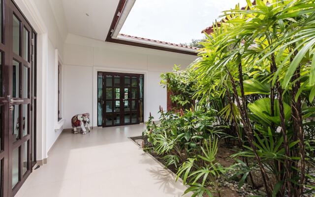 3 Bedroom Pool Villa In Banyan Residence 3B97