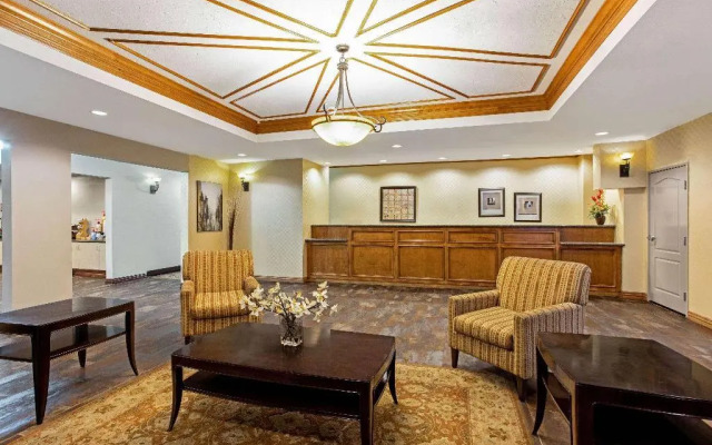 La Quinta Inn & Suites Cleburne