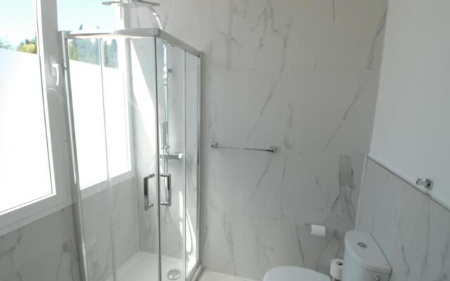 Little Paradise close to La Sala in Puerto Banus / quiet