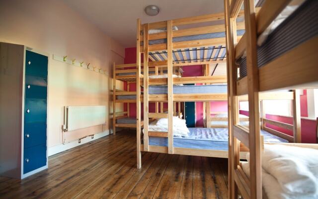 Hostel Connect