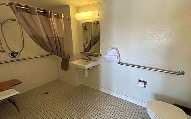 Studio 6 Bellflower, CA - Los Angeles