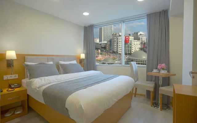 Kartal Palace Taksim Square