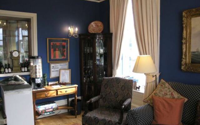 Woodlands Country House