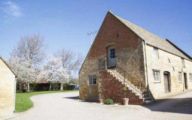 Boddingtons Barn @ Norton Grounds