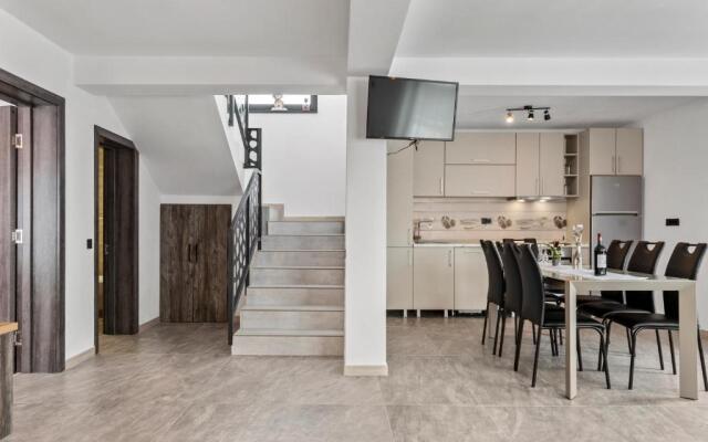 D&M Family Residence
