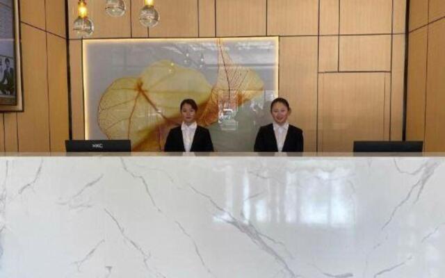 GreenTree Inn Select Hotel (Jiaxiang Railway Station)