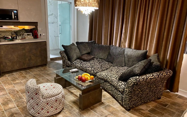 Luxury Apartments Ivon