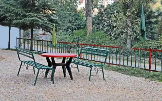 Oyo 24737 Shaivy Homestay And Saini Bhojnalay