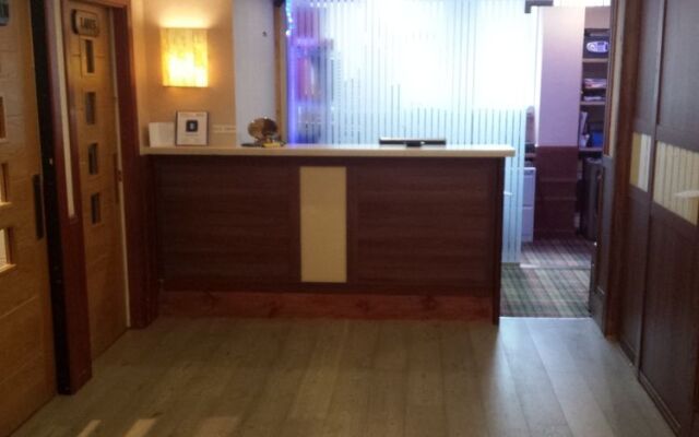 Rowantree Hotel