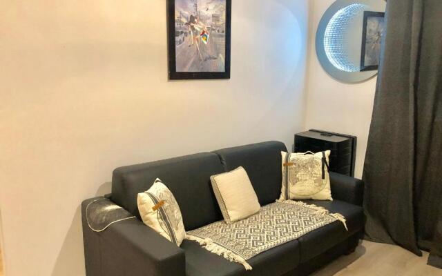 ARC DE TRIOMPHE-CARNOT Luxury & Design